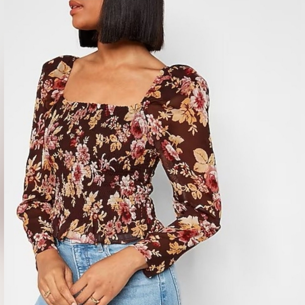 Express Floral Square Neck Smocked Body Top Size Small Brown Pink